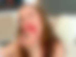 Live cam show with Ammira - Sexwebcam on CamwithHer