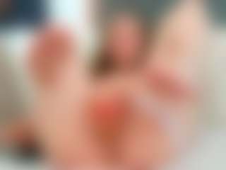 Live cam show with Ammira - Flashing on Camsoda