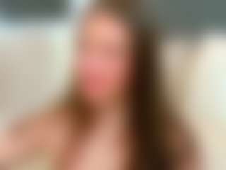 Live cam show with Ammira - Flashing on Camiplay Live