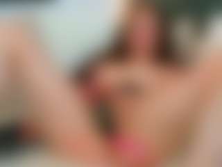 Live cam show with Ammira - Arab Striptease on Camsoda.co