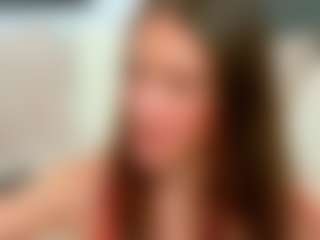 Live cam show with Ammira - Natural on AdultVida.com