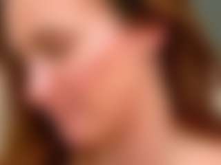 Live cam show with Ammira - Skinny on crypto-cams