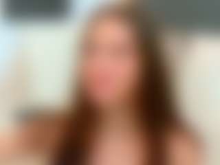 Live cam show with Ammira - Anal Toys on AdultVida.com