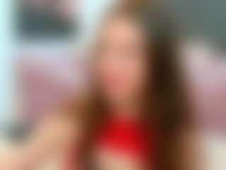 Live cam show with Ammira - Flashing on Camming Site