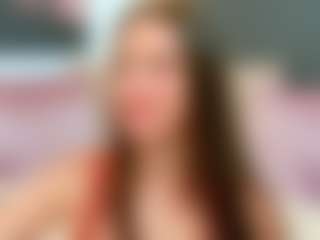 Live cam show with Ammira - Handjob on Camsoda