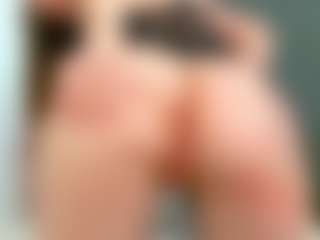 Ammira's Live Sex Cam Show