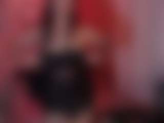 Live cam show with ANTONELLA-MILLERR - Smoking on Camsoda
