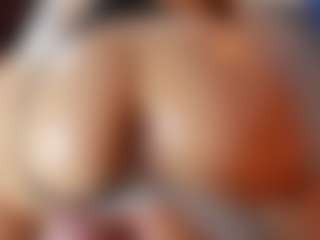 Live cam show with Bonnyandcarrot - Ass To Mouth on chickslive.net