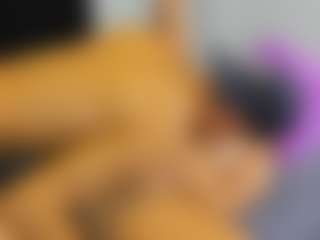 Live cam show with Bonnyandcarrot - Handjob on Chatstar