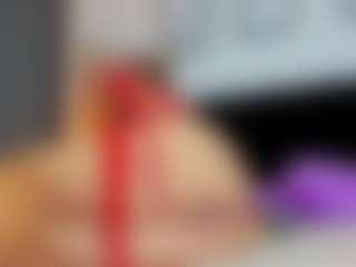 Live cam show with Bonnyandcarrot - Black Petite on ObeyMaria
