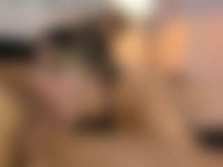 Live cam show with Bonnyandcarrot - Average on Camsoda