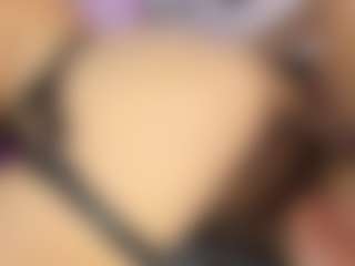 Live cam show with Bonnyandcarrot - Teen (18+) on livesuperchat.net