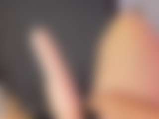 Live cam show with Bonnyandcarrot - Average on Camsoda