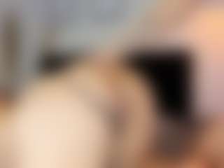 Live cam show with Bonnyandcarrot - Fingering on CamClone