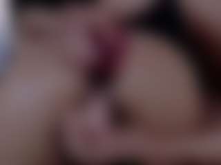 Live cam show with Bonnyandcarrot - Lesbian on Camsoda