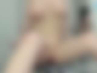 cloudykittylove's Live Sex Cam Show