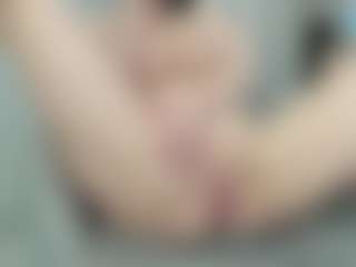 cloudykittylove's Live Sex Cam Show