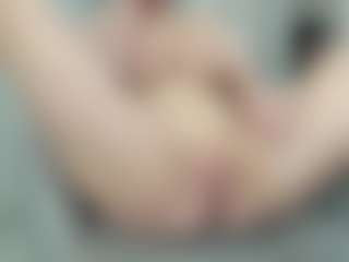 cloudykittylove's Live Sex Cam Show
