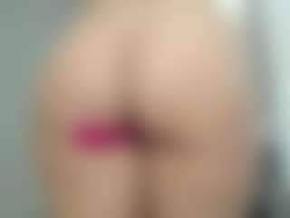 cloudykittylove's Live Sex Cam Show
