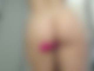 cloudykittylove's Live Sex Cam Show