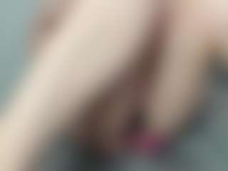 cloudykittylove's Live Sex Cam Show