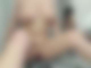 cloudykittylove's Live Sex Cam Show