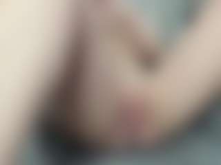 cloudykittylove's Live Sex Cam Show