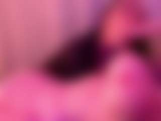 Live cam show with ElyeRoss - Moaning on galaxygirlnitro.com