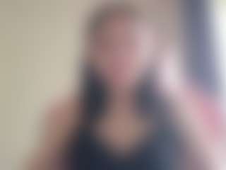 Live cam show with FideliaKleinfelder - Ass Bouncing on dropp.cam