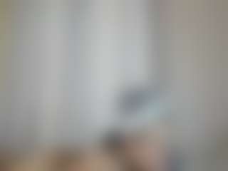 misstwinT's Live Sex Cam Show
