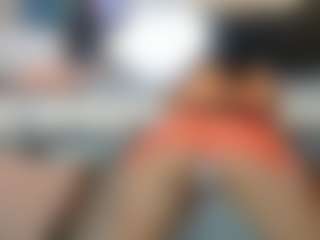 Live cam show with selenemia69 - Oil on madthumbs