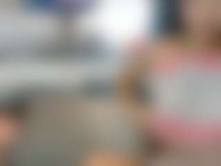 Live cam show with selenemia69 - Oil on CamClone