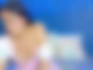 Live cam show with selenemia69 - New Brown Eyes on https://playwithruby.com
