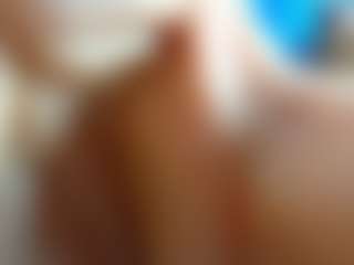 Live cam show with Selenemia and my Teen gfs - Gamer Athletic on fuck-show.com