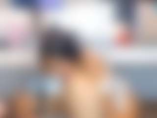 solmia68's Live Sex Cam Show