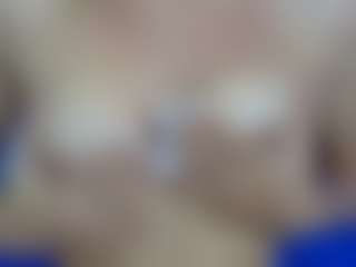 solmia68's Live Sex Cam Show