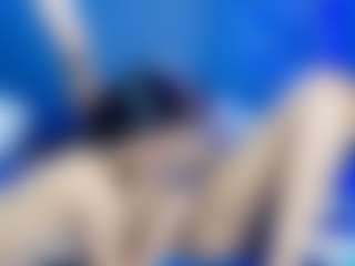 solmia68's Live Sex Cam Show