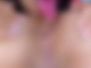 solmia68's Live Sex Cam Show