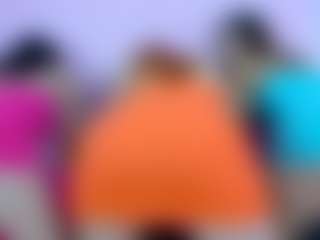 solmia68's Live Sex Cam Show