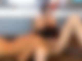 solmia68's Live Sex Cam Show