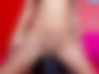 solmia68's Live Sex Cam Show