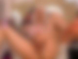 Yakitaii's Live Sex Cam Show
