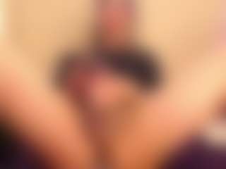 Yakitaii's Live Sex Cam Show