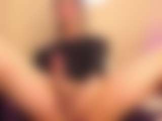 Yakitaii's Live Sex Cam Show