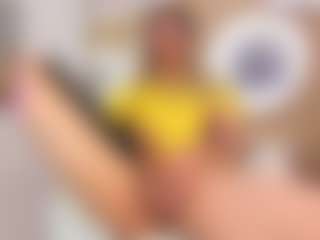 Yakitaii's Live Sex Cam Show