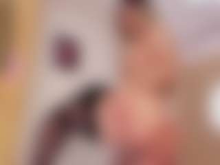 Yakitaii's Live Sex Cam Show