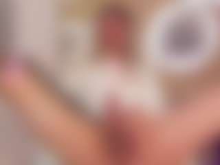 Yakitaii's Live Sex Cam Show