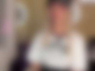 Yakitaii's Live Sex Cam Show