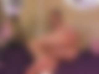 Live cam show with Yakitaii - Ejaculation on Camsoda