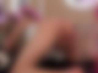 Yakitaii's Live Sex Cam Show